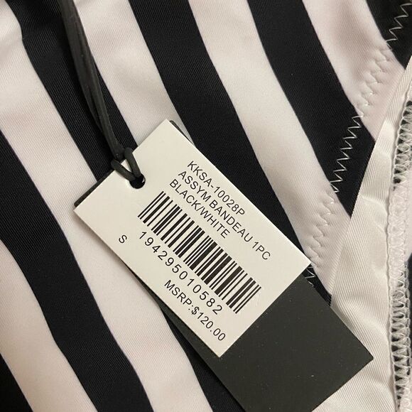 KENDALL AND KYLIE Asymmetrical Stripe One-Piece Swimsuit Size S NWT - Picture 4 of 7